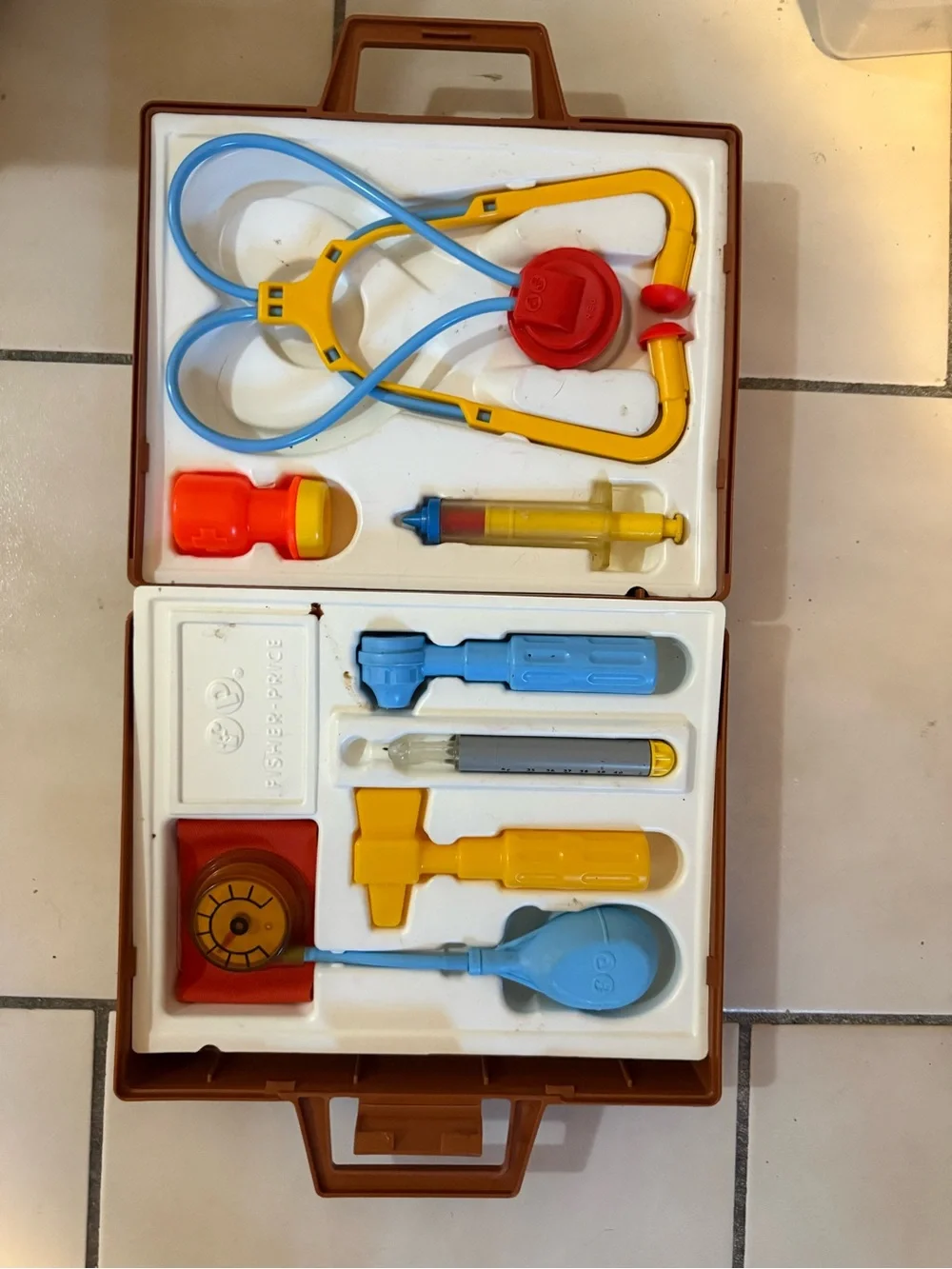 Fisher price vintage Dr set all pieces included
